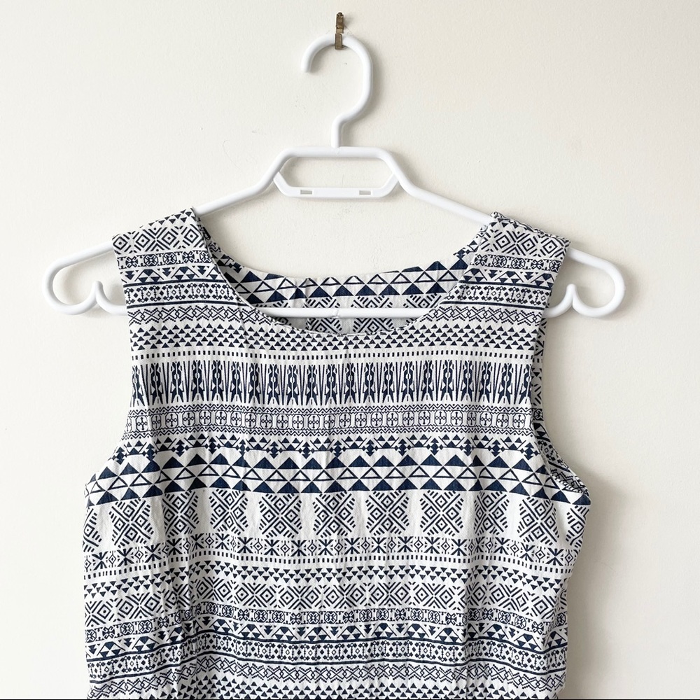 💙Patterned Dress - Picture 2 of 7